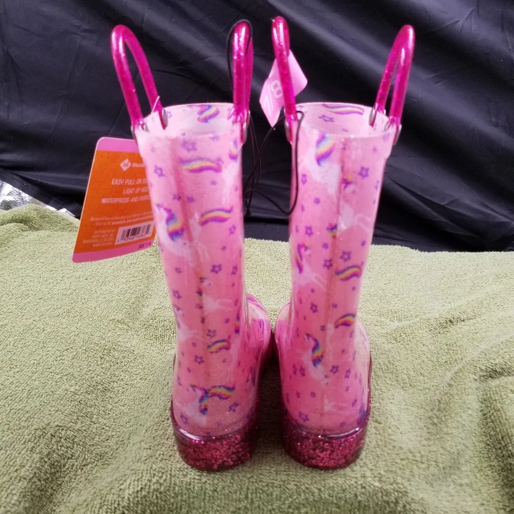 Girls New Pink/Purple Light Up Rain Boots w/ Stars & Rainbows Size 7/8